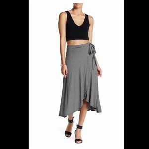 Bobeau Wrap Skirt NWOT Summer Sale